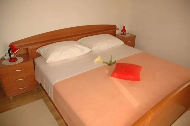 Apart Daire (Two-Bedroom Apartment with Terrace)