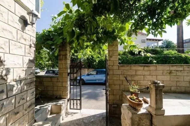 Apart Daire (One Bedroom Apartment with Terrace)