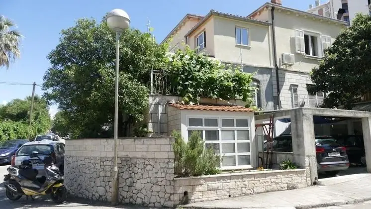 Apart Daire (One Bedroom Apartment with Terrace)