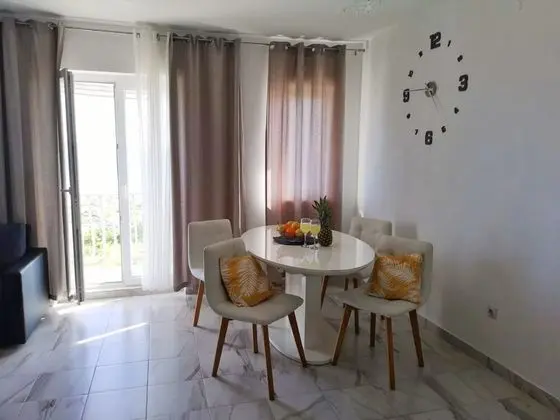 Apart Daire (Two Bedroom Apartment with Sea View T)