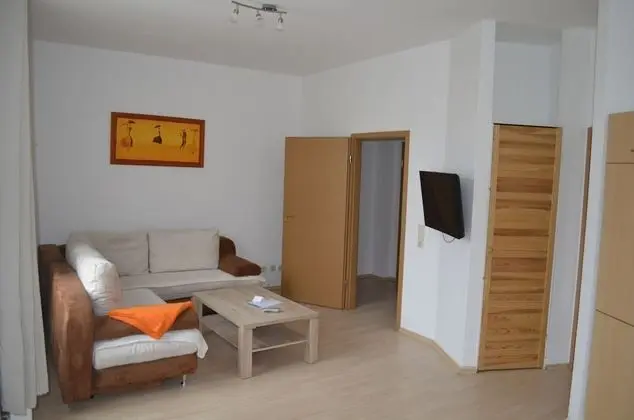 Basic Tek Büyük Yataklı Oda