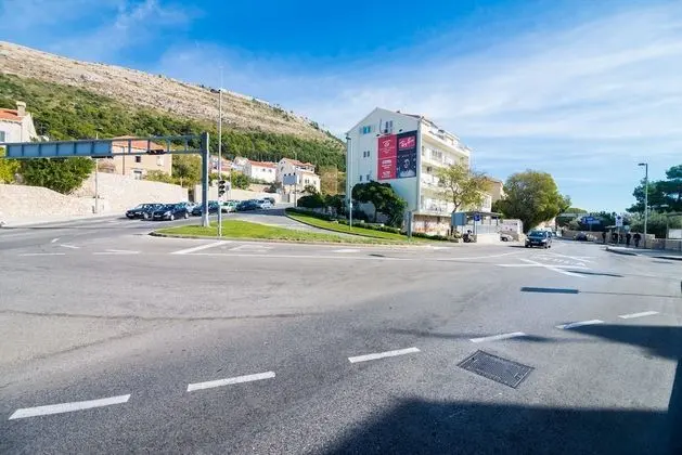 Stüdyo (Studio Apartment with Balcony)