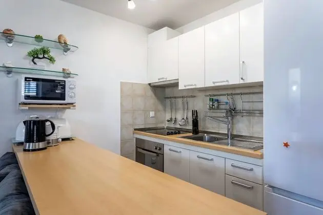Apart Daire (Two Bedroom Apartment with Balcony)