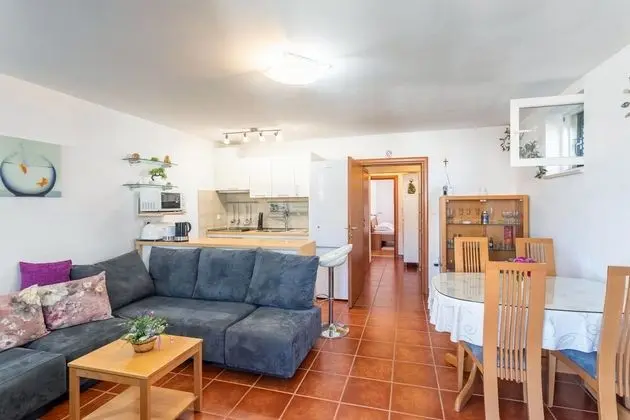 Apart Daire (Two Bedroom Apartment with Balcony)