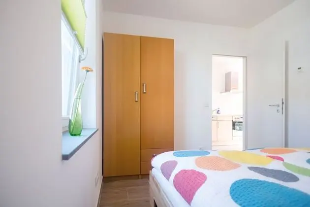 Apart Daire, Balkon (2. OG)