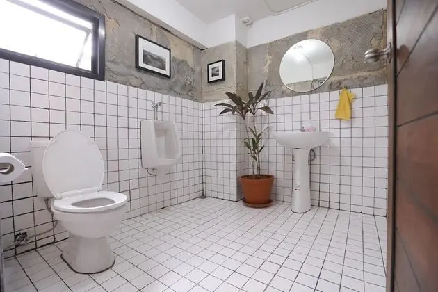 Standard Double Room with Shared Bathroom