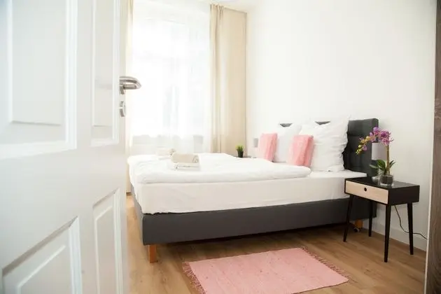 Apart Daire, 3 Yatak Odası, Teras (Apartment 1)
