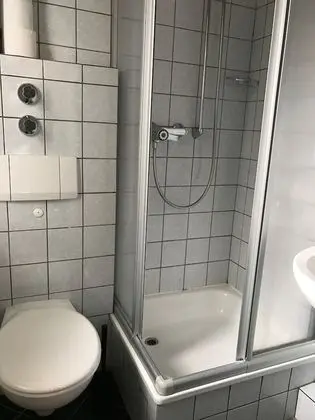 Tek Büyük Yataklı Oda, 1 Büyük (Queen) Boy Yatak, Sigara İçilmez