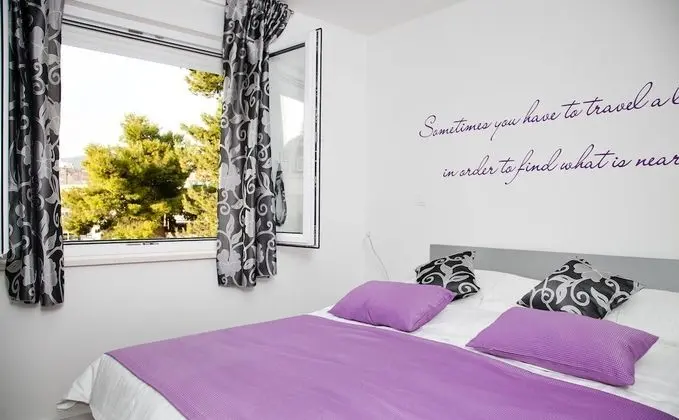 Studio (Bihacka street 11)