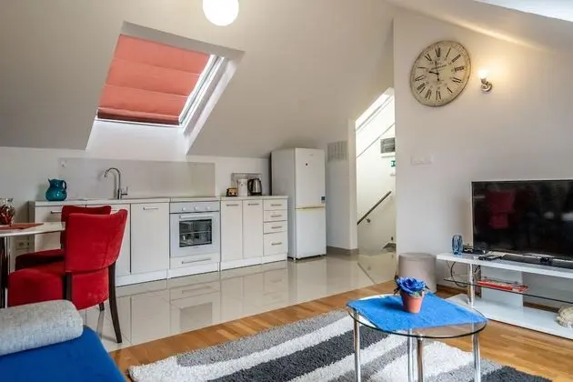 Apart Daire (Potkrovlje)