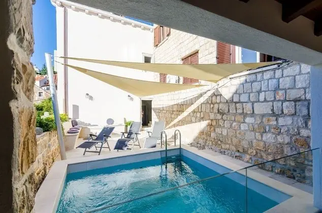 Stüdyo (Studio 2 - Ground Floor)