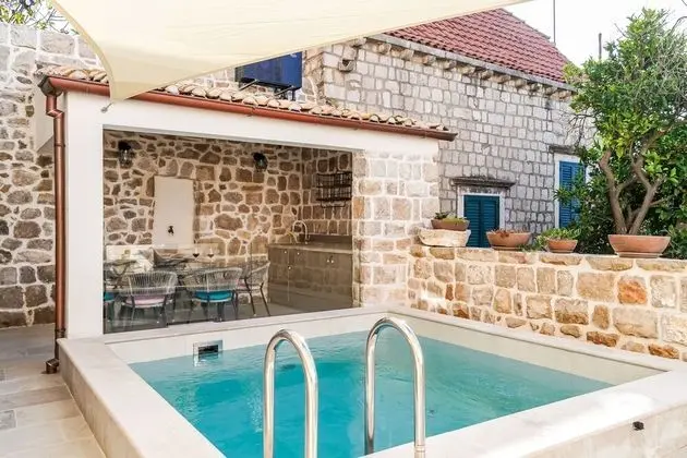 Stüdyo (Studio 2 - Ground Floor)