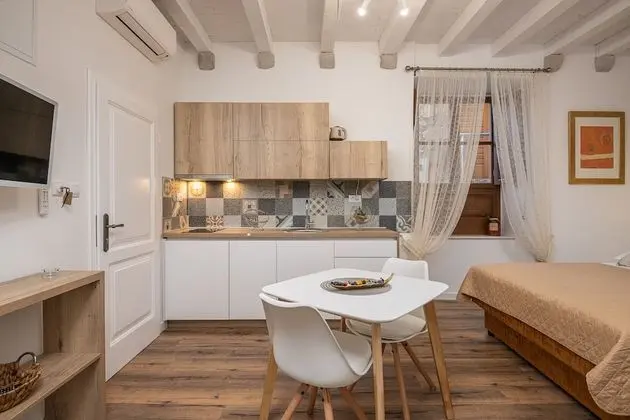 Stüdyo (Studio - Ground Floor)