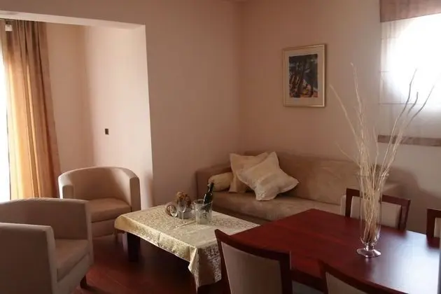 Standard Apart Daire, Balkon
