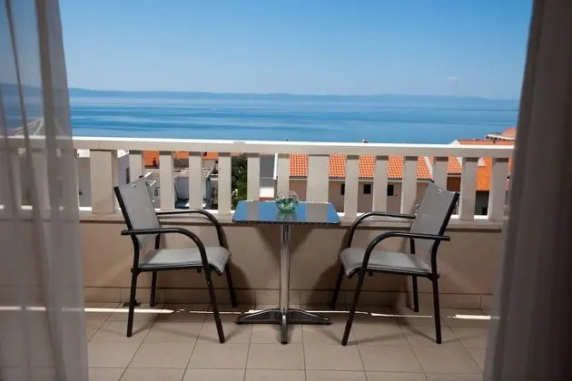 Standard Apart Daire, Balkon