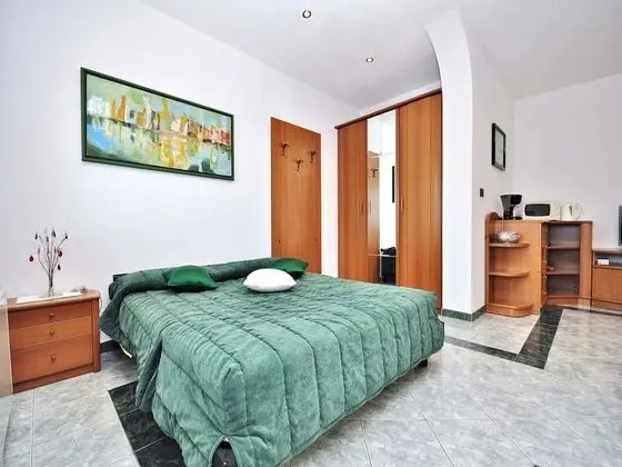 Apart Daire, 1 Çift Kişilik Yatak