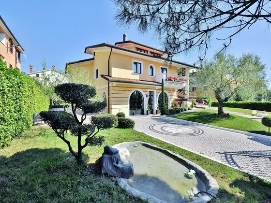 Apart Daire, 1 Çift Kişilik Yatak