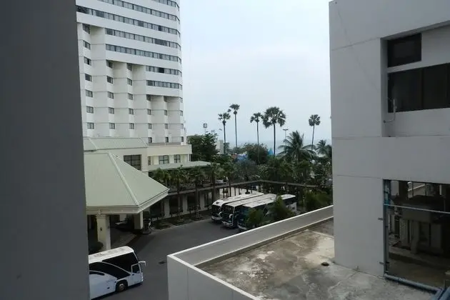 Apartment no view from the balcony 509