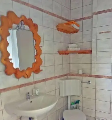 Apart Daire (Karlsson)