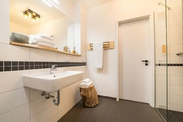 Deluxe Apart Daire, 1 En Büyük (King) Boy Yatak, Küvet, Avlu Manzaralı