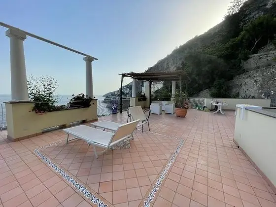 Comfort Apart Daire, Deniz Manzaralı (accessible by 250 steps)