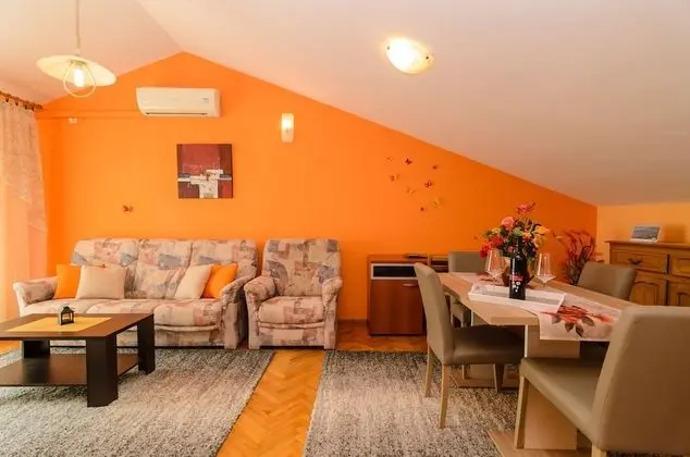 Apart Daire, 1 Yatak Odası, Deniz Manzaralı (Ive)