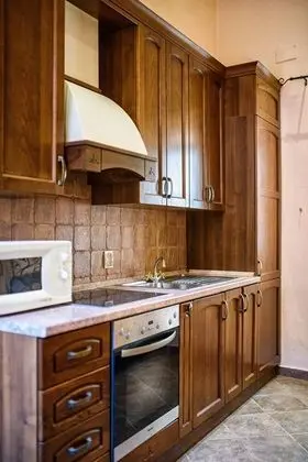 Royal Apart Daire, 1 Büyük (Queen) Boy Yatak ve Çekyat (Apartments Amoret - Royal One Bedroom)
