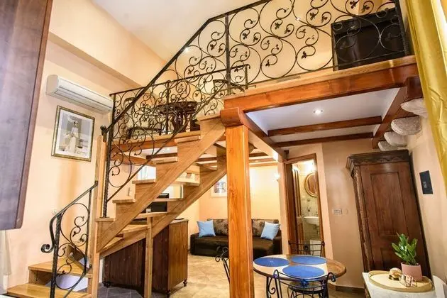 Royal Apart Daire, 1 Büyük (Queen) Boy Yatak ve Çekyat (Apartments Amoret - Royal One Bedroom)
