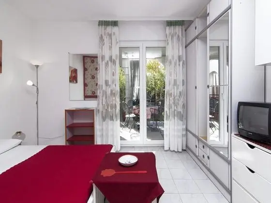 Apart Daire, 1 Çift Kişilik Yatak