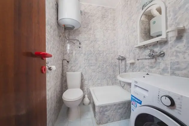 Standard Apart Daire, Dağ Manzaralı