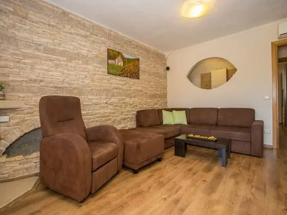 Apart Daire (Two Bedroom Apartment with Terrace an)