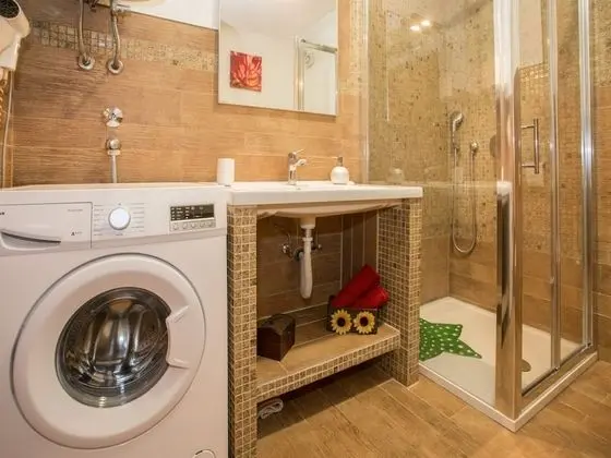 Apart Daire (Two Bedroom Apartment with Terrace an)