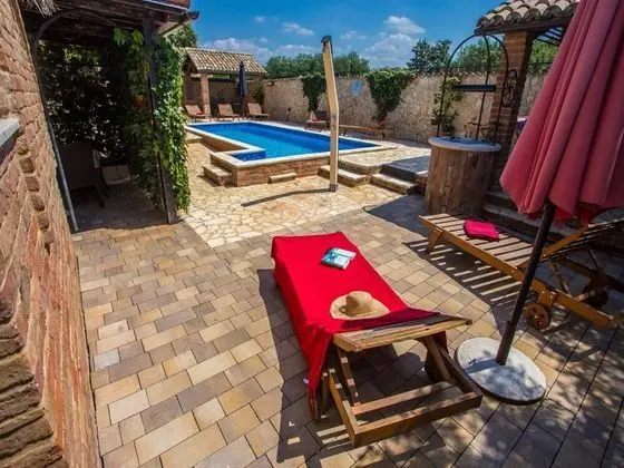 Apart Daire (Two Bedroom Apartment with Terrace an)