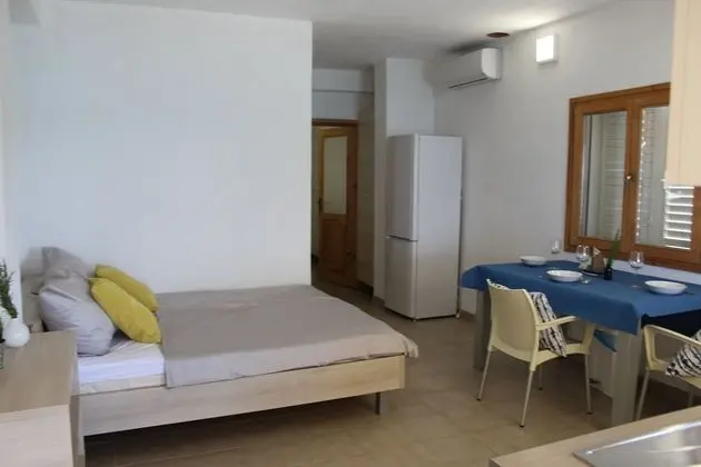 Apart Daire, Teras, Deniz Manzaralı (Ground Floor)
