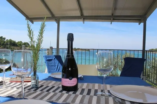 Apart Daire, Teras, Deniz Manzaralı (Ground Floor)