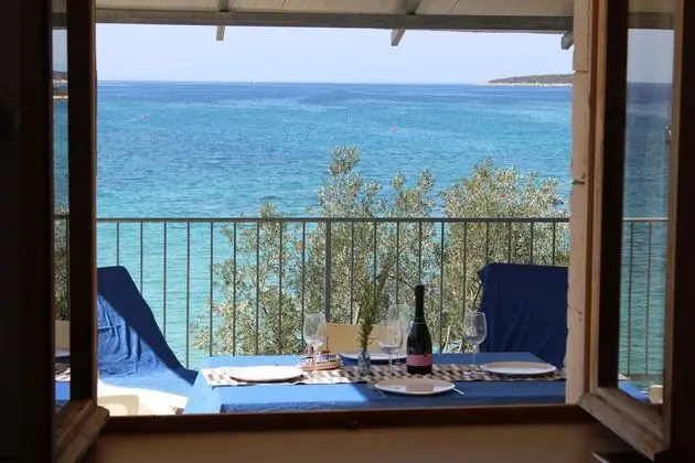 Apart Daire, Teras, Deniz Manzaralı (Ground Floor)