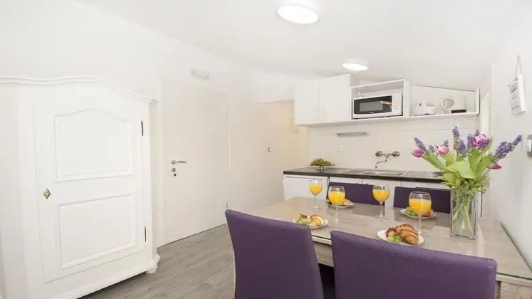 Apart Daire (1 Bedroom Apt with Terrace n Sea View)