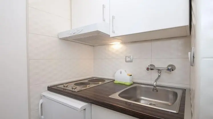 Stüdyo (Studio with Balcony and Sea View)