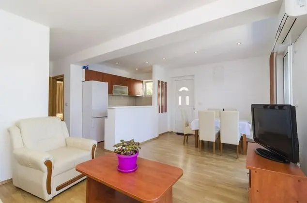 Royal Apart Daire, 2 Yatak Odası, Balkon, Deniz Manzaralı