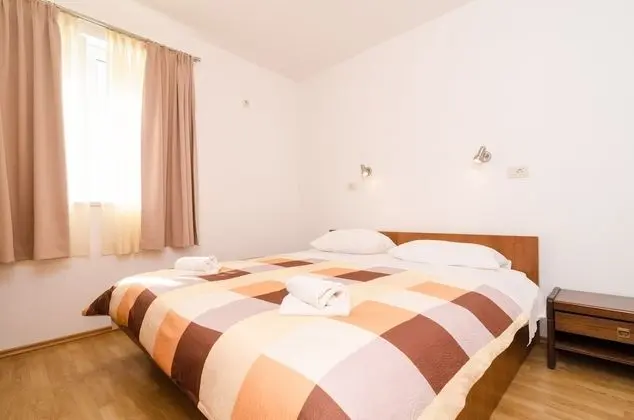 Standard Apart Daire, 2 Yatak Odası, Teras, Deniz Manzaralı