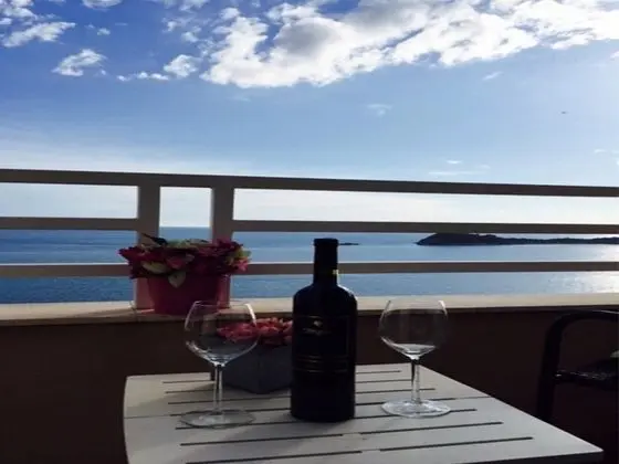 Apart Daire (Two bedroom apartment with balcony an)