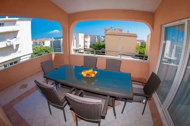 Apart Daire (Luxury 3 Bedroom Apt with Terrace)