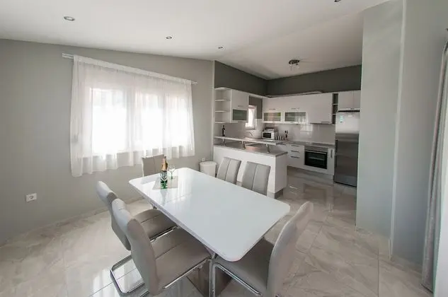 Apart Daire (Luxury 3 Bedroom Apt with Terrace)
