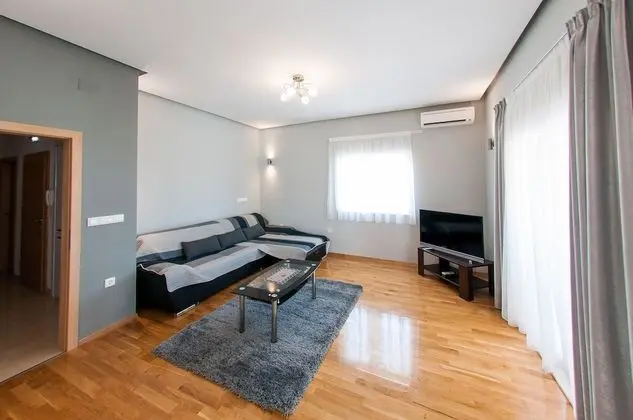 Apart Daire (Luxury 3 Bedroom Apt with Terrace)