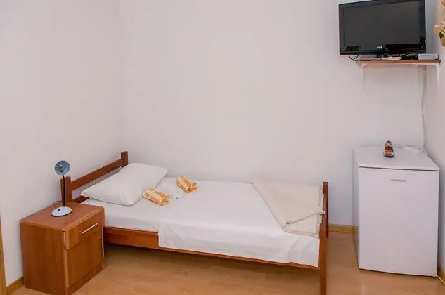 Üç Kişilik Oda (Triple Room with Terrace)