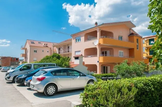 Üç Kişilik Oda (Triple Room with Terrace)