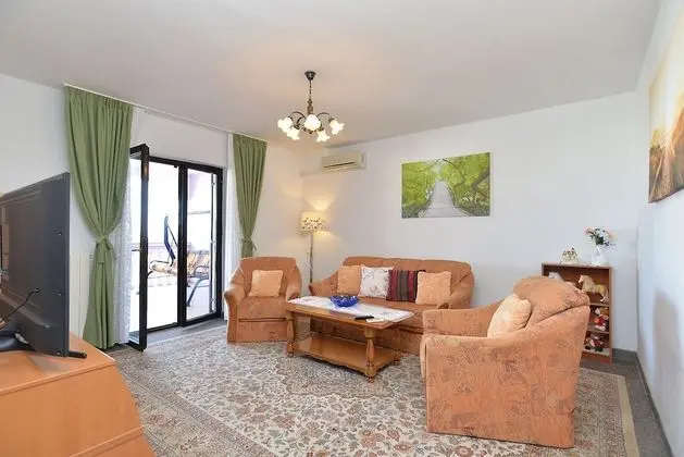 Apart Daire, 2 Yatak Odası (1223/11184)