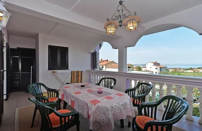 Apart Daire, 2 Yatak Odası (1223/11184)