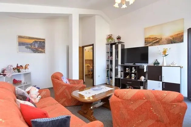 Apart Daire, 2 Yatak Odası (1223/11185)