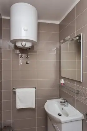 Stüdyo (Studio Apartment with Balcony)